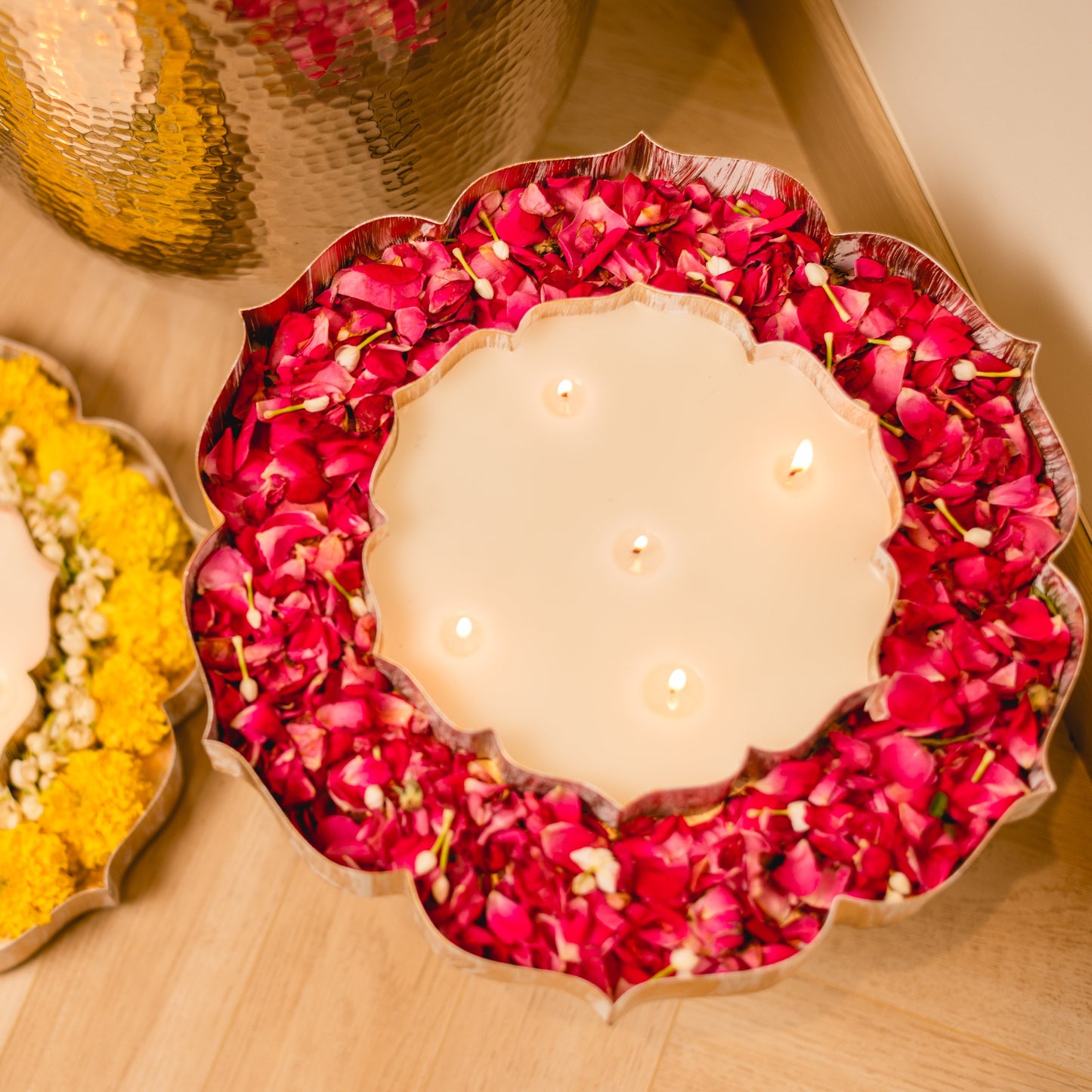 DOUBLE LOTUS CANDLE URLI (9")
