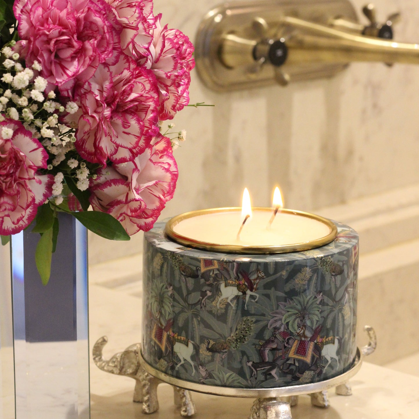BAGEECHA CANDLE WITH ELEPHANT STAND