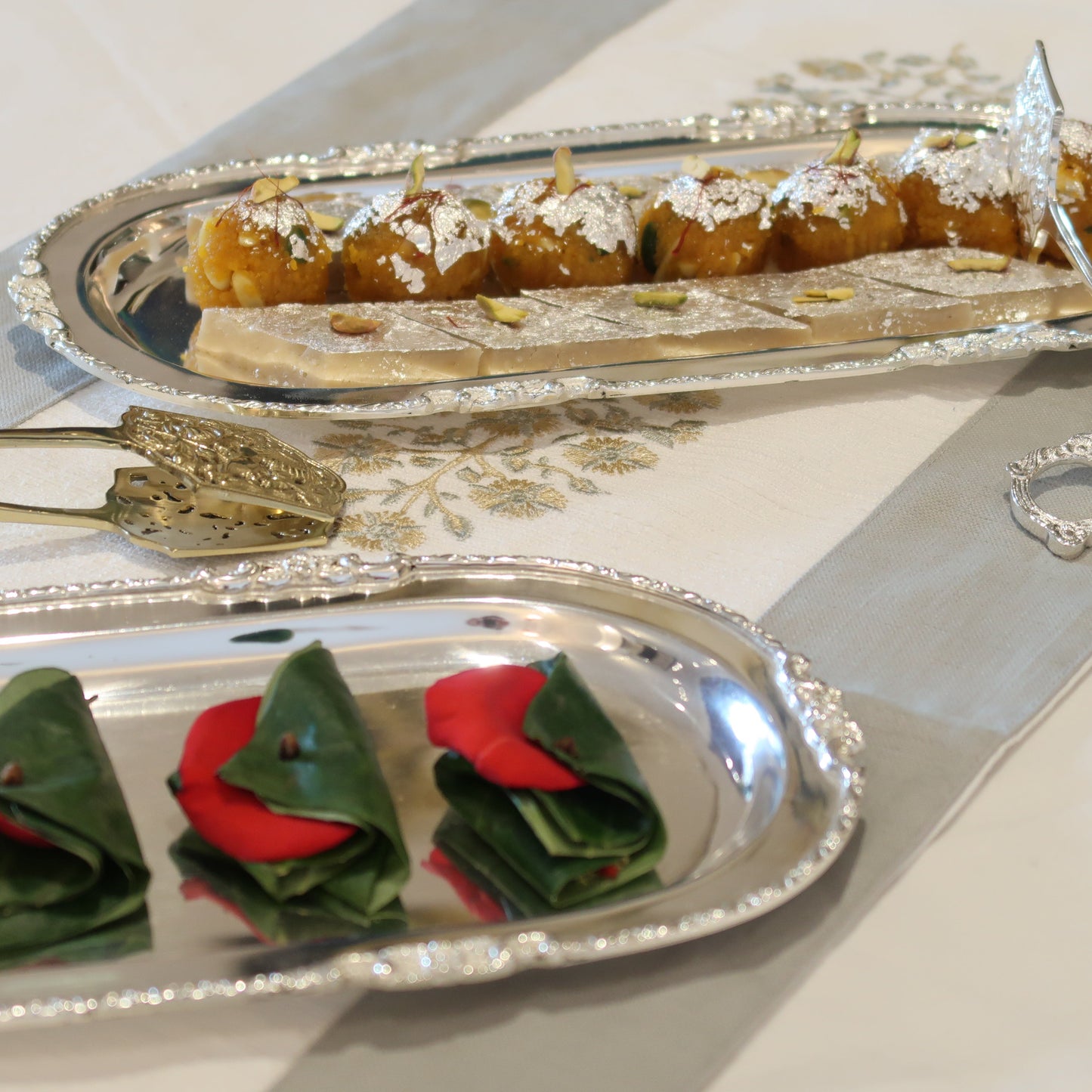 CAPSULE TRAY (SILVER PLATED)
