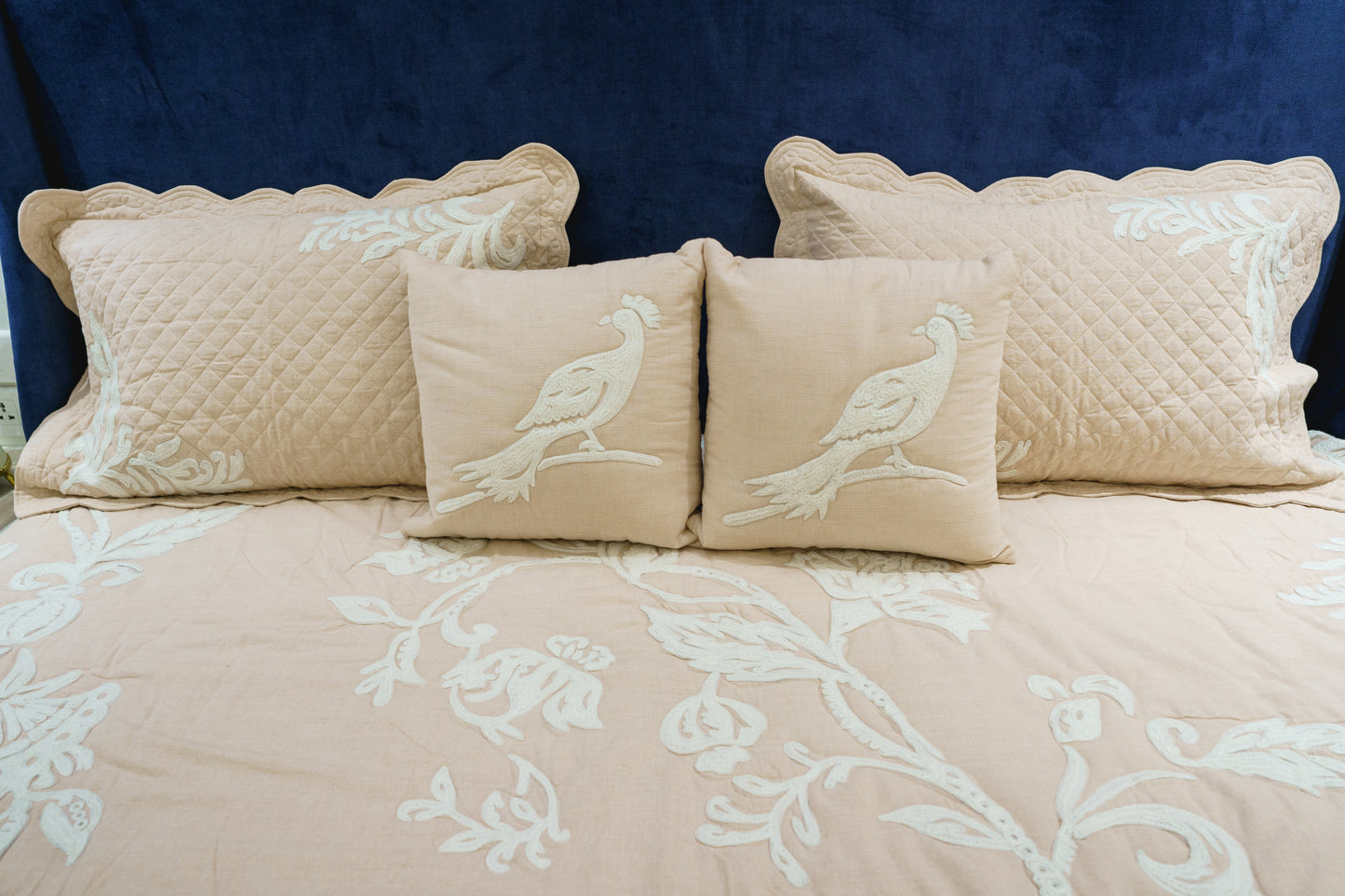 PEACOCK BEDCOVER (PINK)