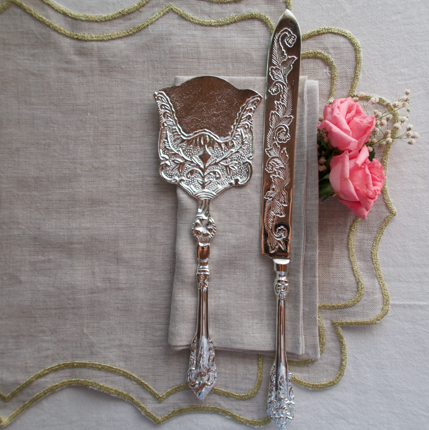 FILIGREE CAKE KNIFE SERVER (SILVER)