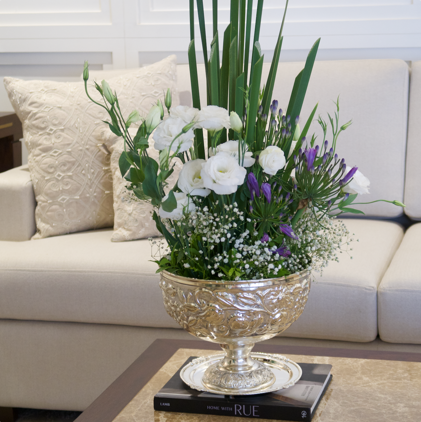 NARGIS SILVER VASE