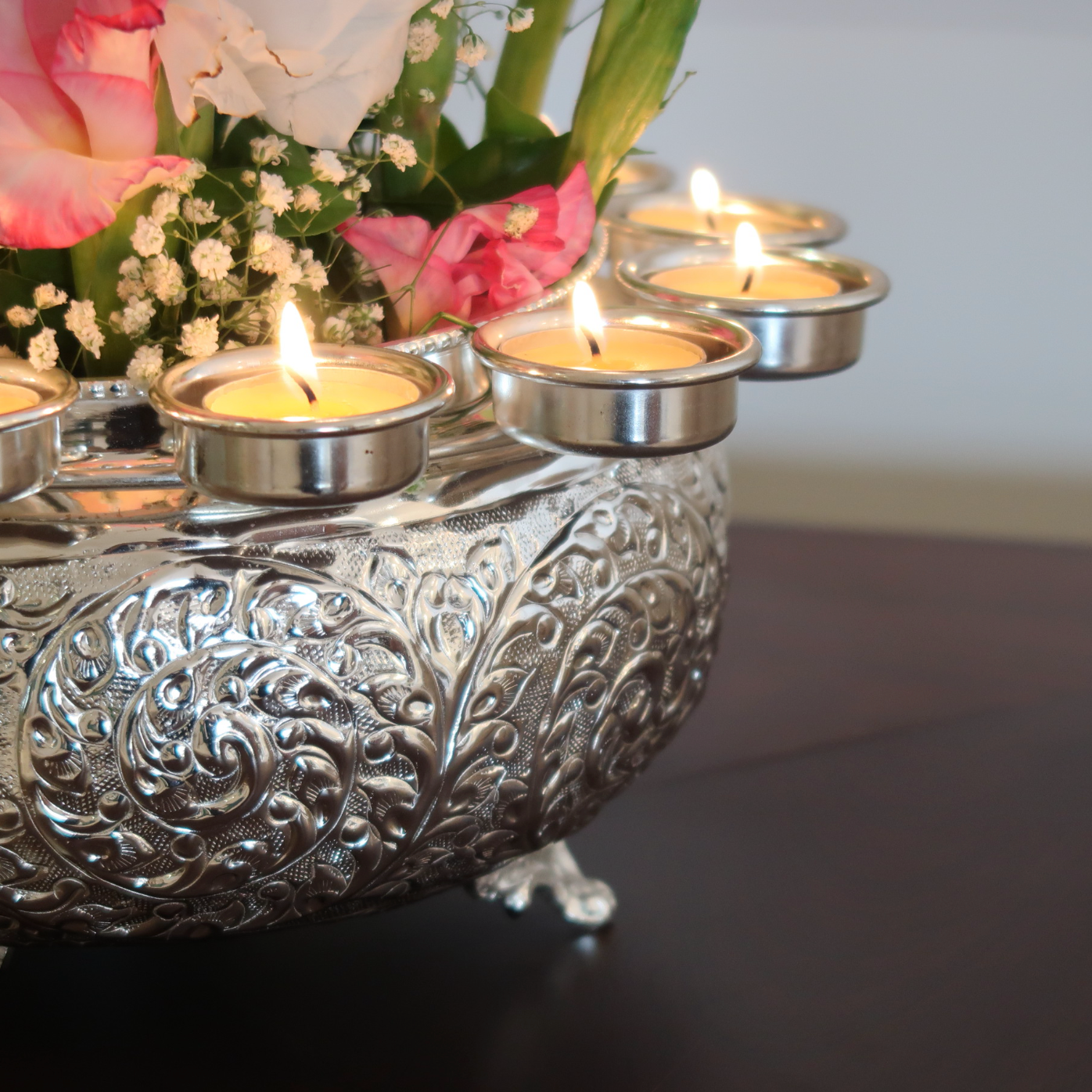 LIMITED EDITION: INAAYAT URLI WITH TEALIGHT HOLDERS (SILVER-PLATED)