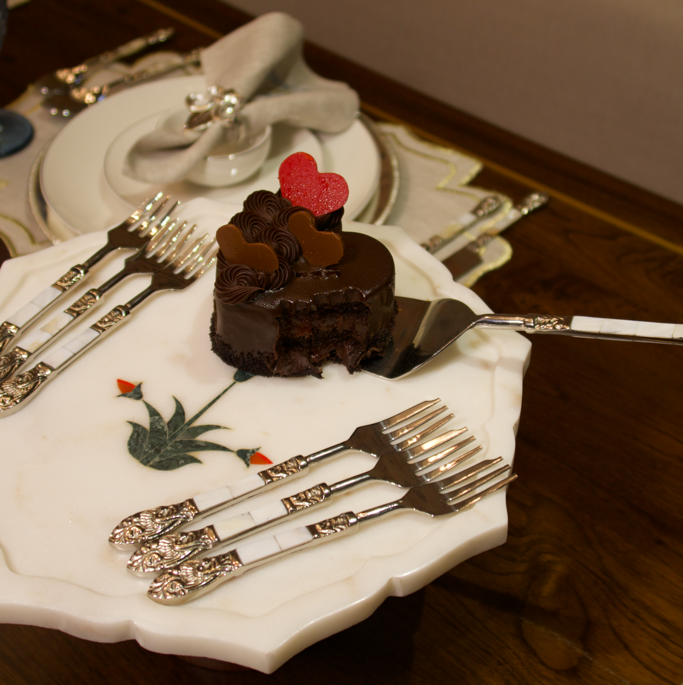 MOTHER OF PEARL DESSERT SERVER AND FORKS