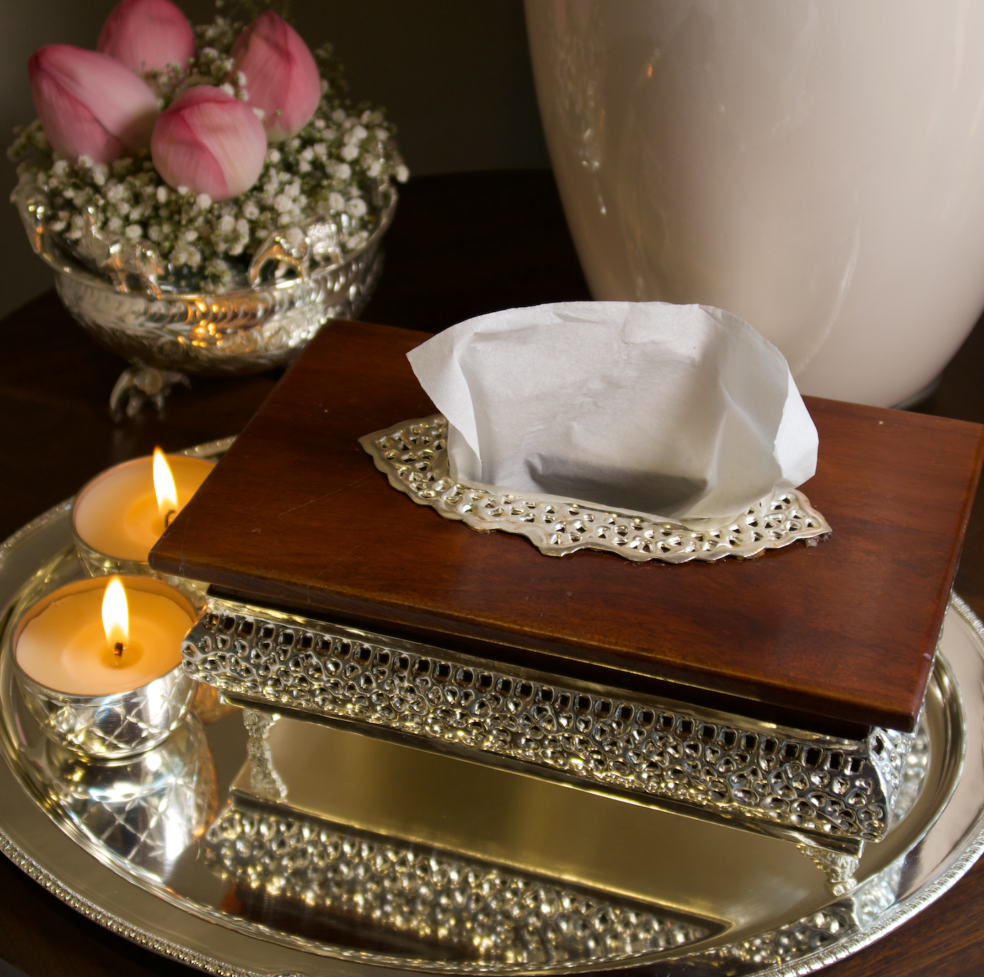 WOODEN / SILVER TISSUE BOX