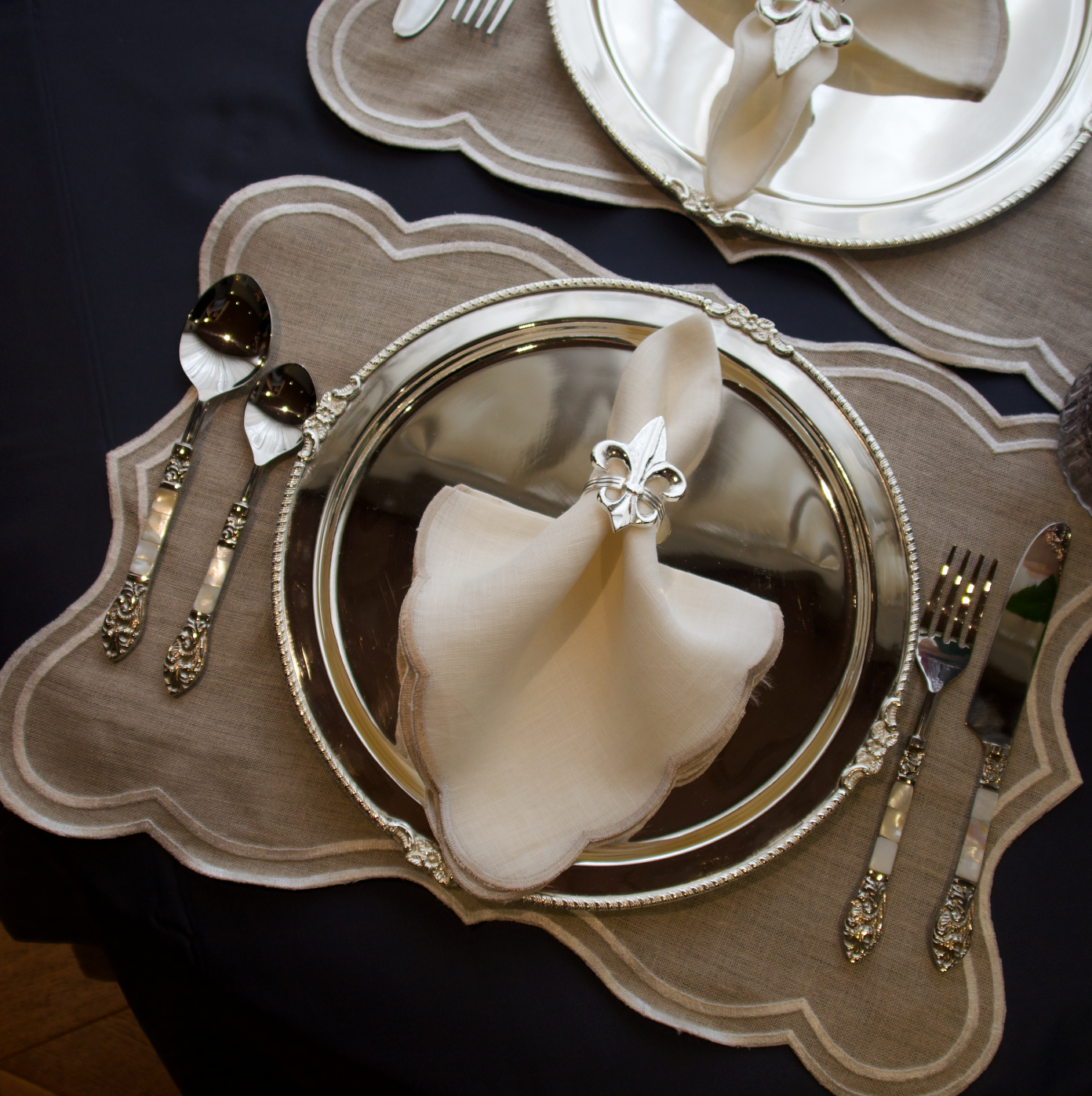 IVORY WHITE TABLE MATS (SET OF 6)