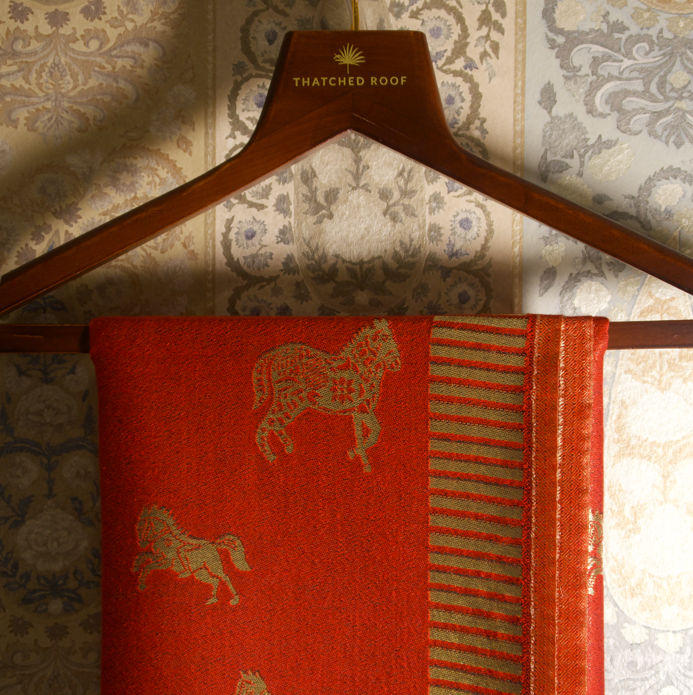ROYAL RED HORSE ZARI REVERSIBLE SHAWL | WOOL