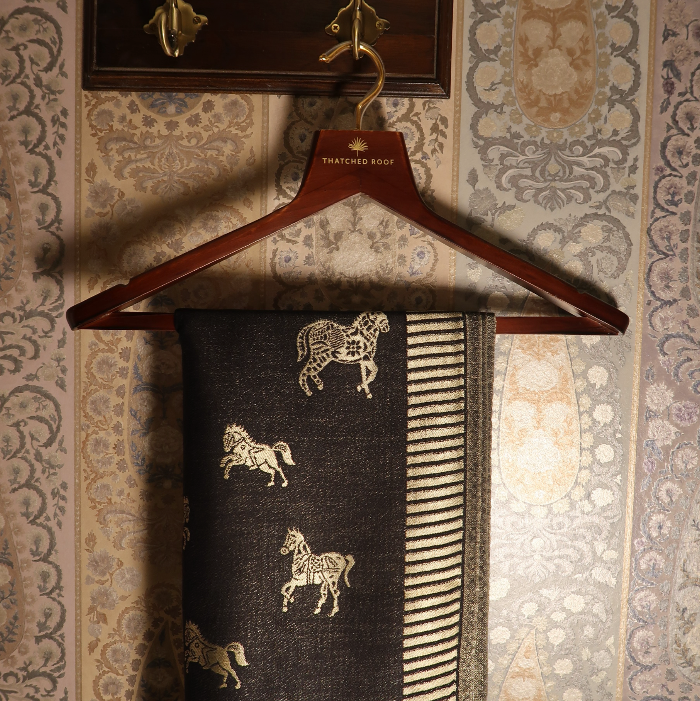 BLACK HORSE ZARI REVERSIBLE SHAWL | WOOL