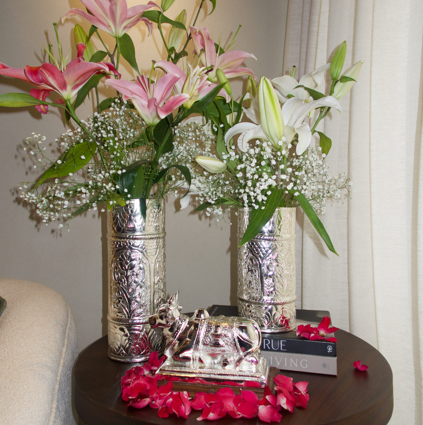 TANJORE VASE (SET OF 2)