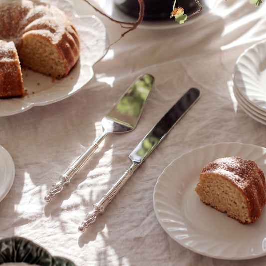CHAANDI CAKE-KNIFE SERVER