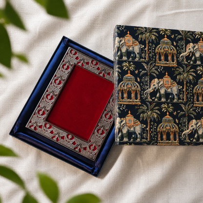 INAYA CUTWORK PHOTO FRAME