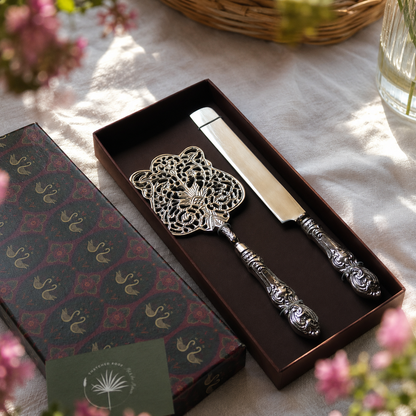 ROYAL CAKE SERVING SET