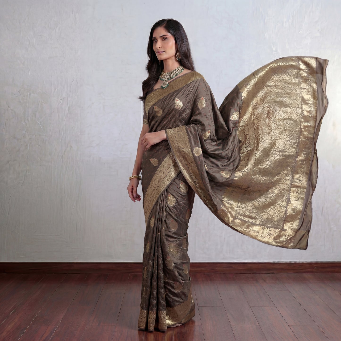 PURE BANDHANI-BANARASI OLIVE MUSHROO SILK SAREE