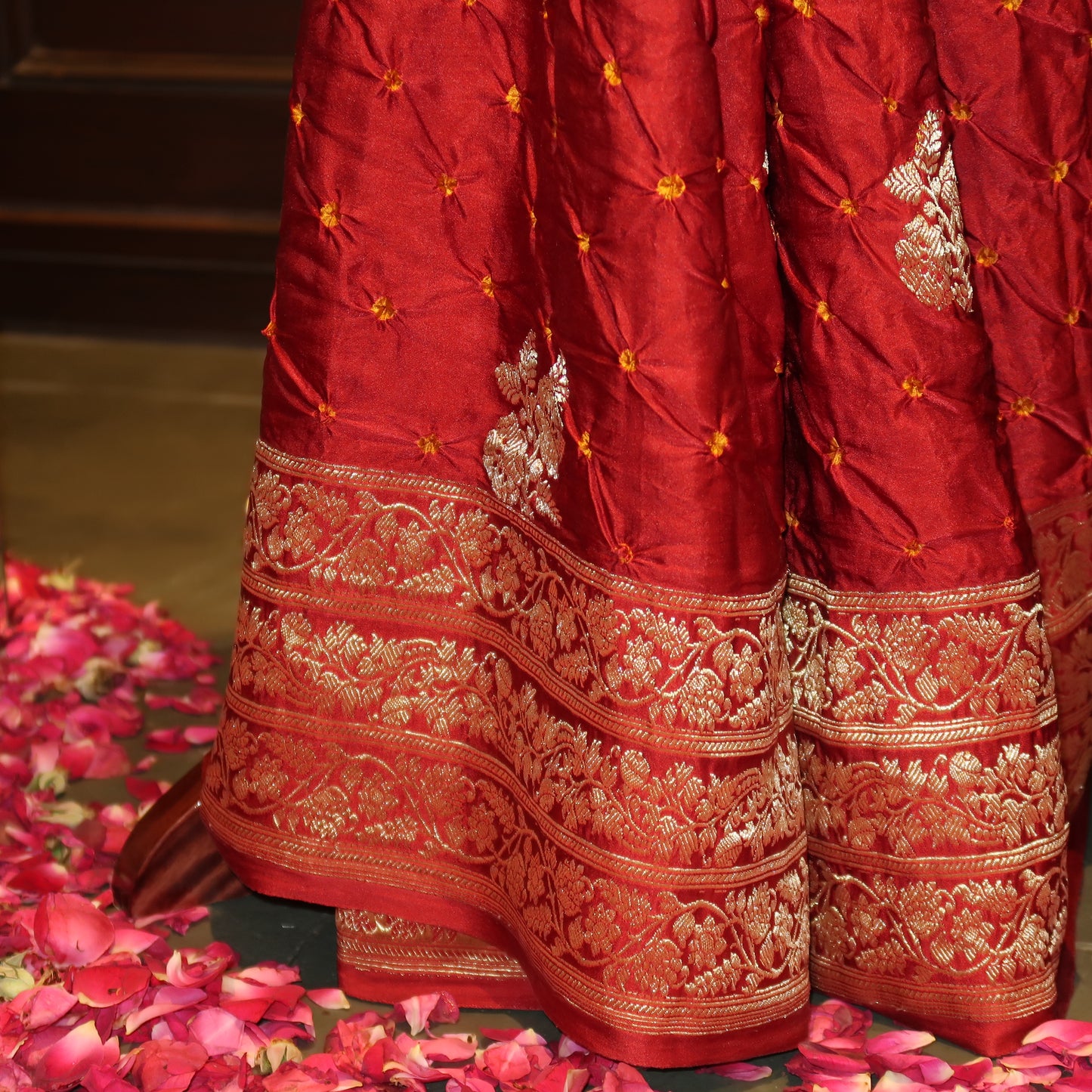BANDHANI-BANARASI ROYAL RED SAREE