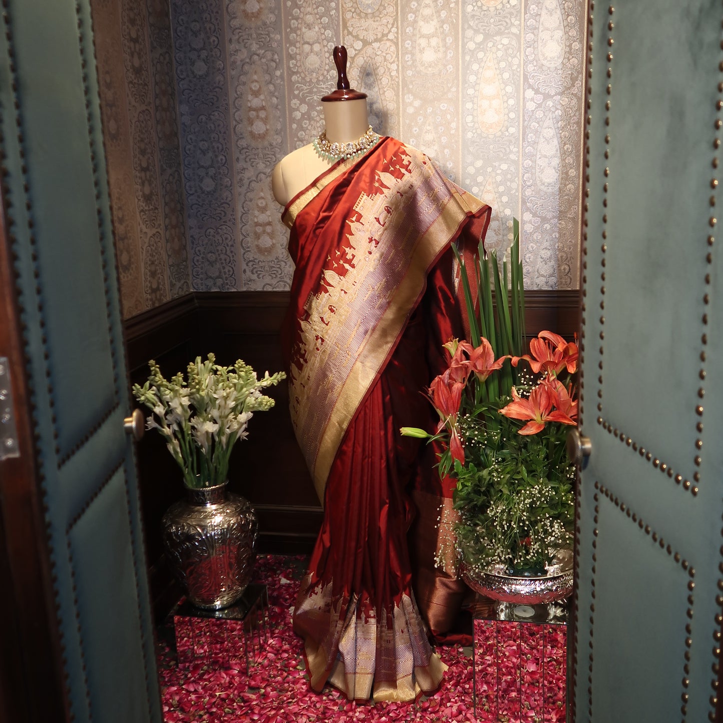BANARAS GHAT BANARASI KATAN SILK SAREE (ROYAL RED)