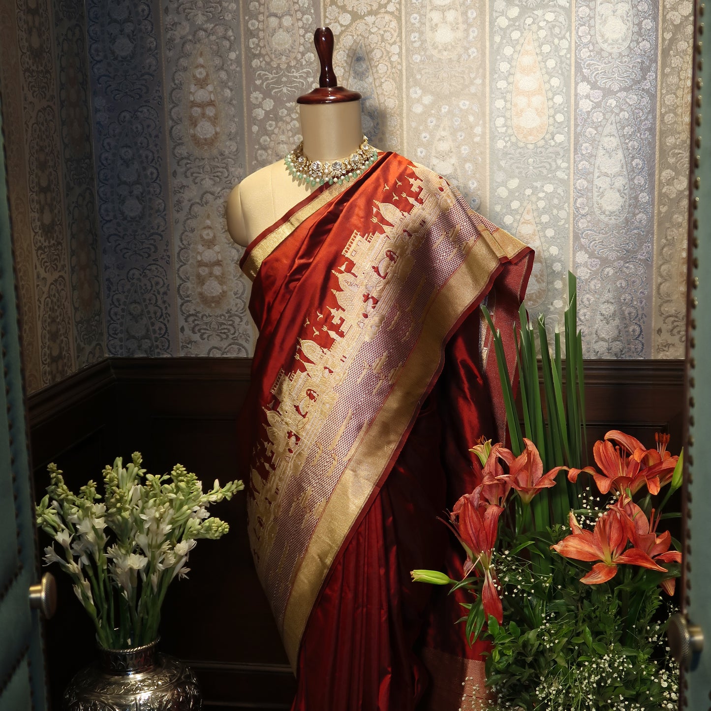 BANARAS GHAT BANARASI KATAN SILK SAREE (ROYAL RED)