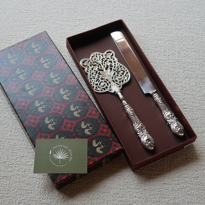 ROYAL CAKE SERVING SET