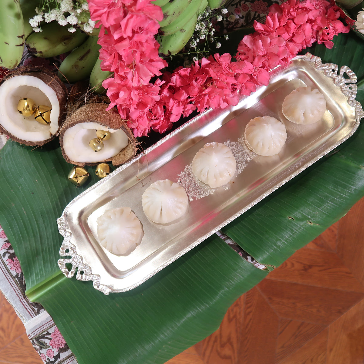 AMANBAGH MATT SILVER TRAY