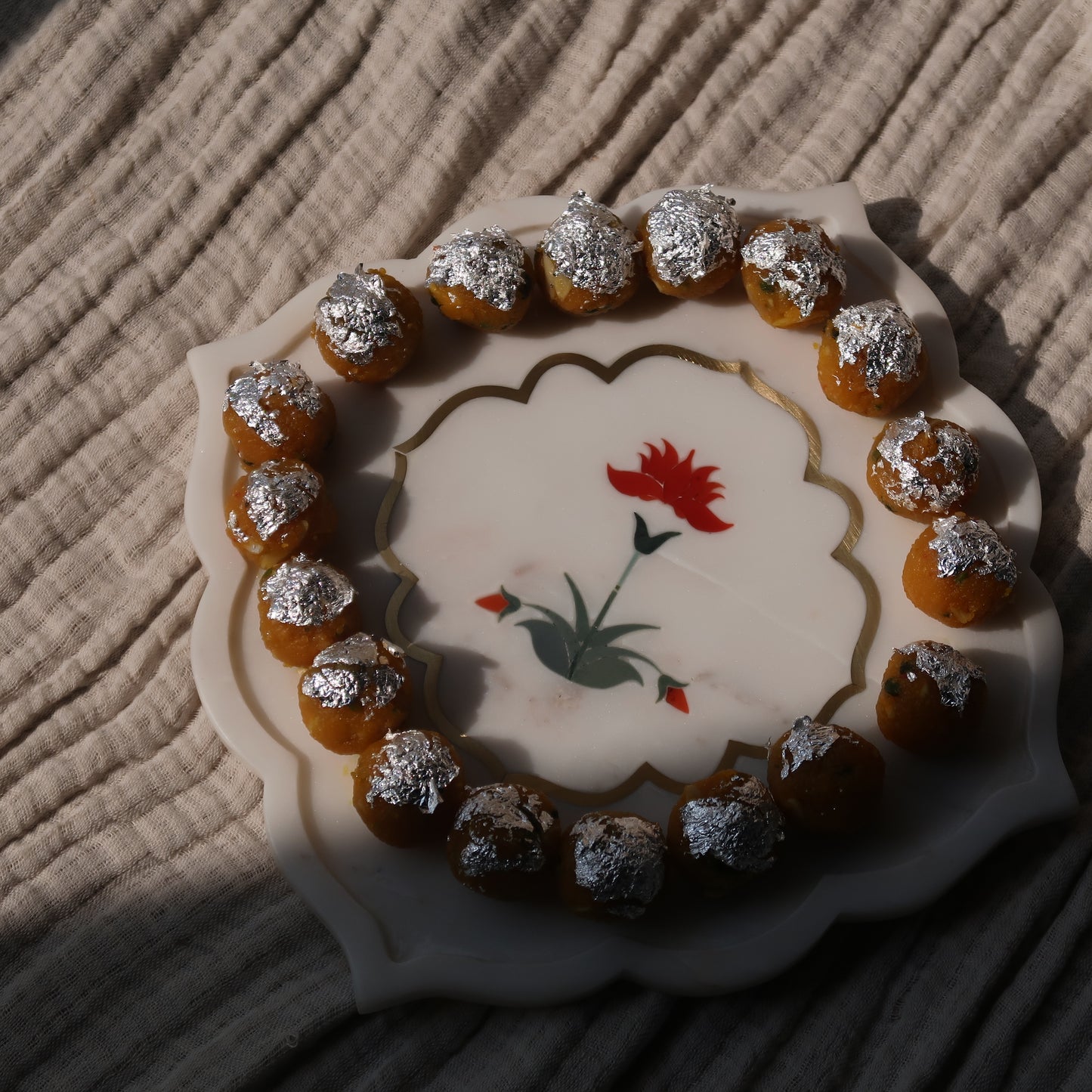 RED FLOWER MARBLE INLAY PLATTER