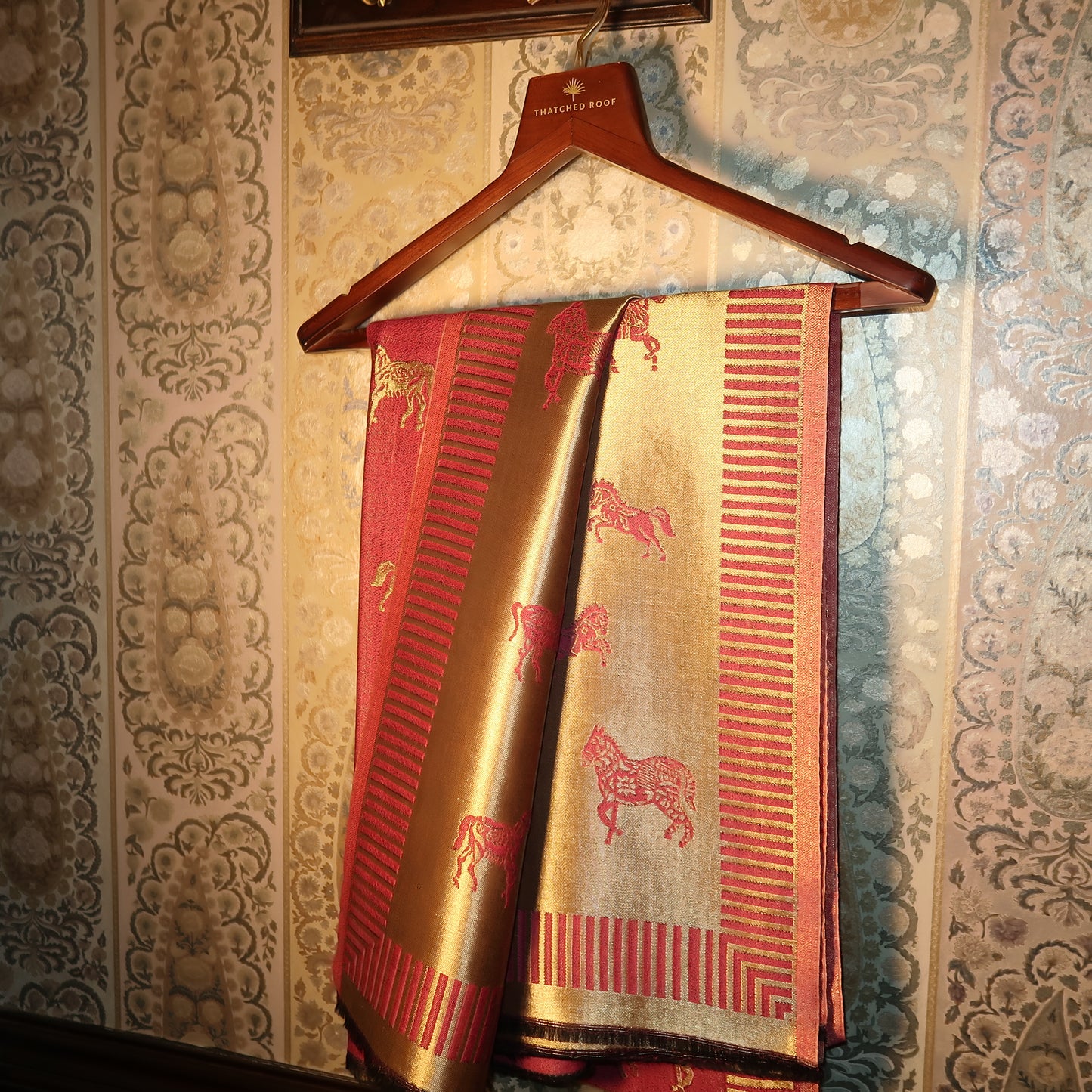 RANI PINK HORSE ZARI REVERSIBLE SHAWL | WOOL