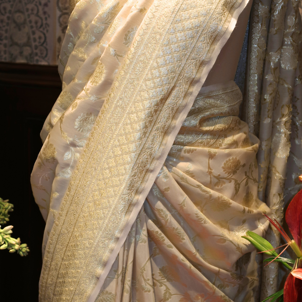 IVORY- GOLD FLORALS PURE SILK SAREE