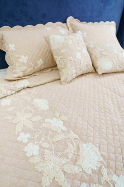 MEADOW LINEN BED COVER (PINK)