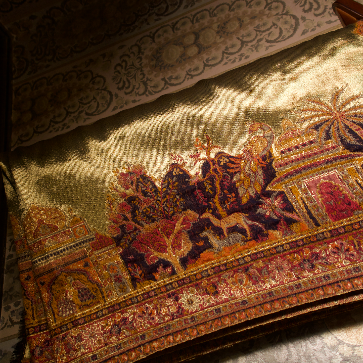 LIQUID GOLD: NAZAQAT SHAWL (NAVY BLUE)