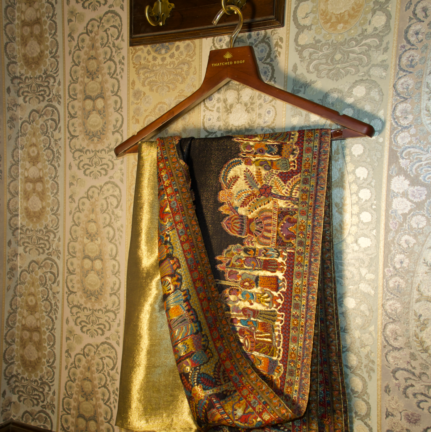 LIQUID GOLD: SHEESH MAHAL SHAWL (BLACK)