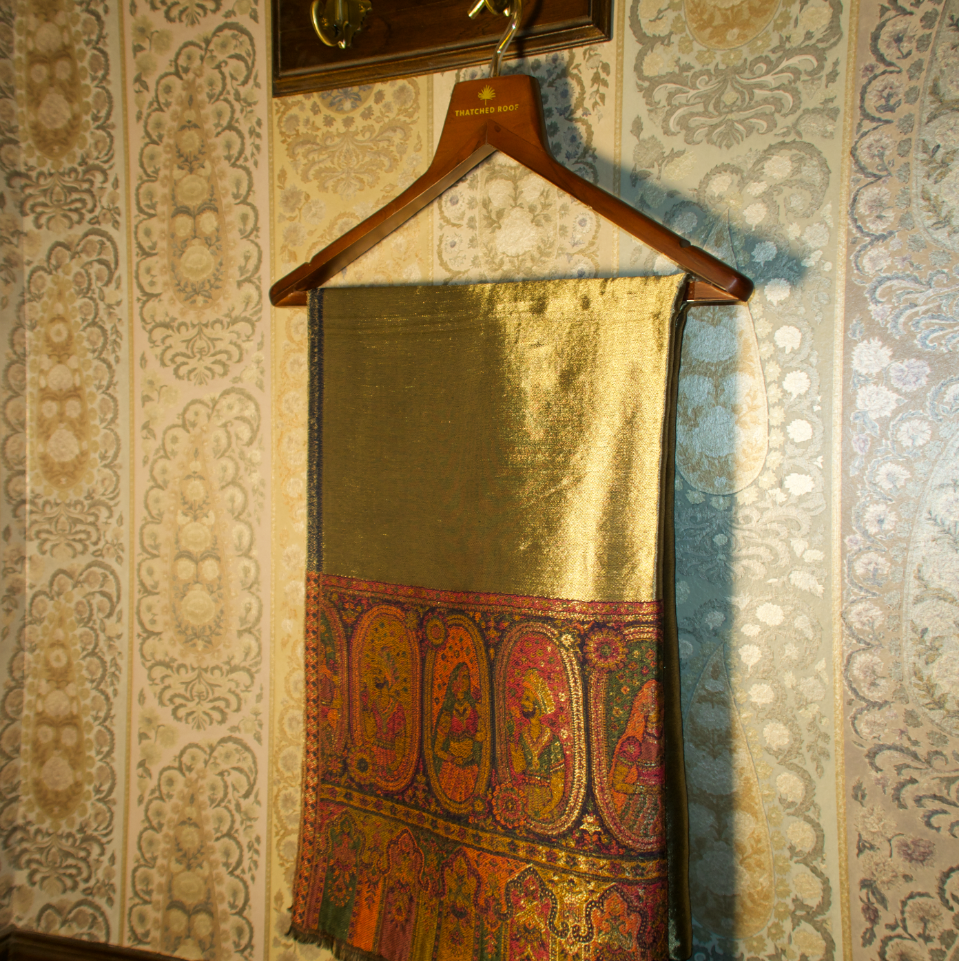 LIQUID GOLD: PERSIA SHAWL (BLACK)