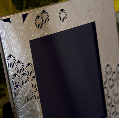 PALM TREES CUTWORK PHOTO FRAME