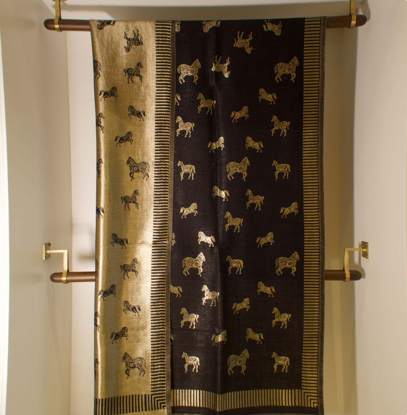 BLACK HORSE ZARI REVERSIBLE SHAWL | WOOL
