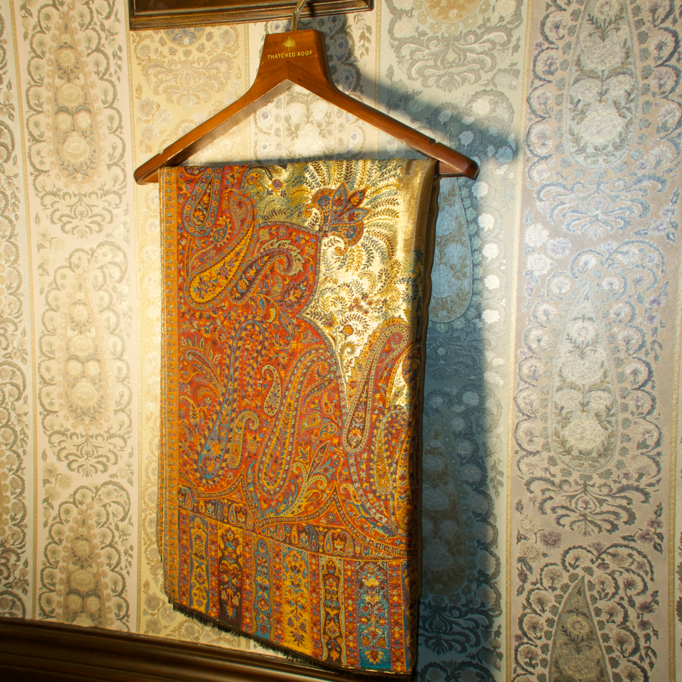 LIQUID GOLD: MEHR SHAWL (ROYAL RED)