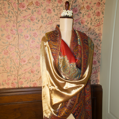 LIQUID GOLD: MEHR SHAWL (ROYAL RED)
