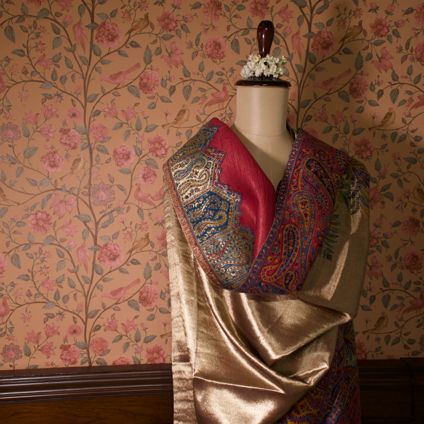 LIQUID GOLD: MEHR SHAWL (RANI PINK)