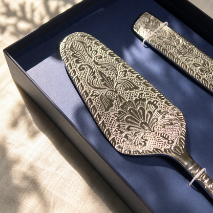 TAJ CAKE-KNIFE SERVER