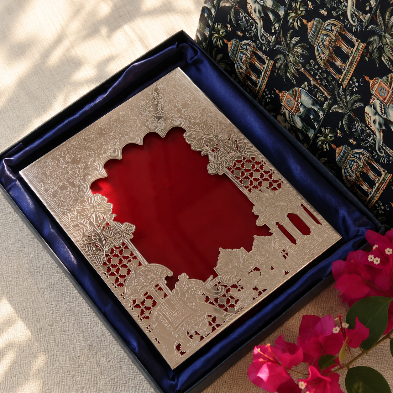 SHEESH MAHAL CUTWORK PHOTO FRAME