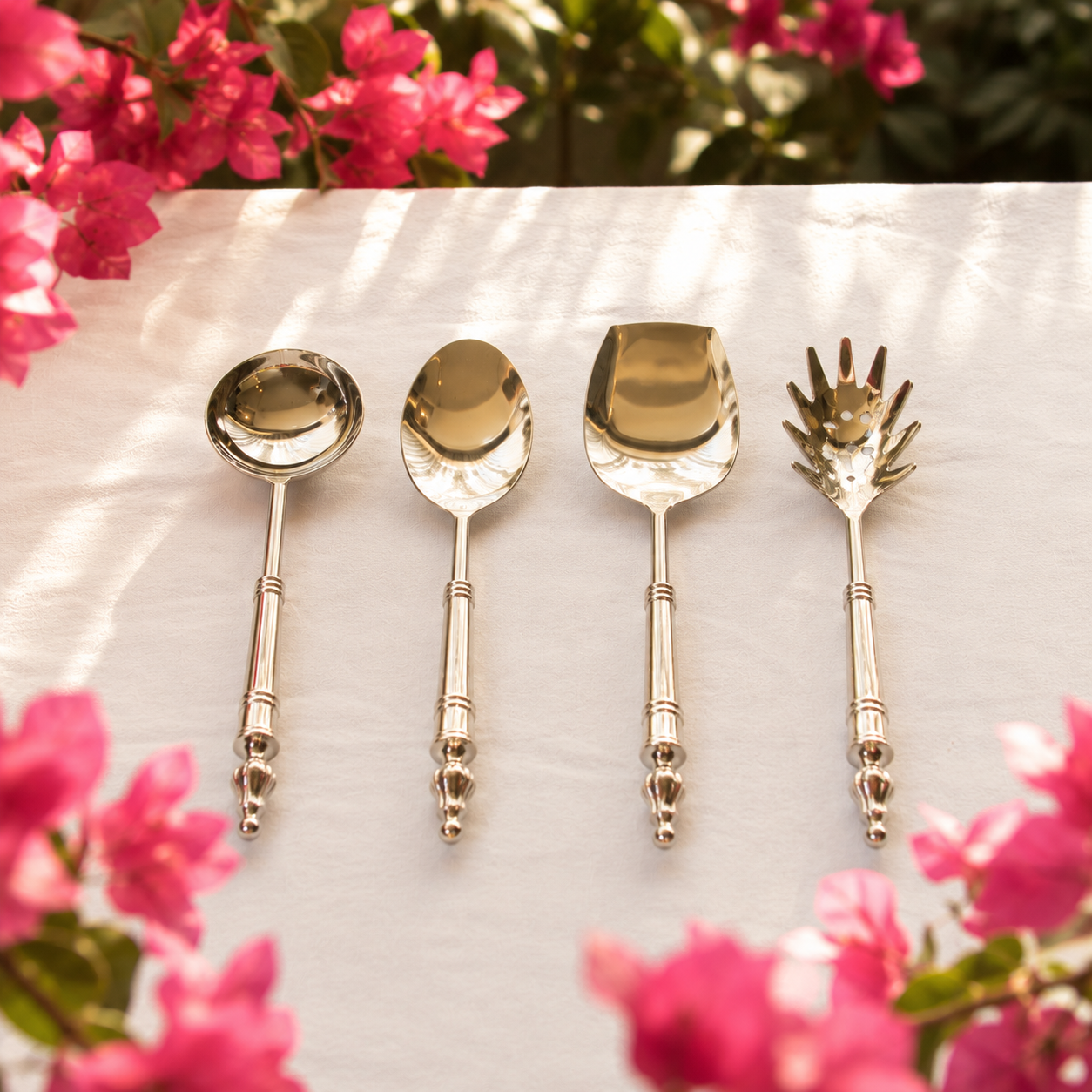 CHAANDI SERVING SET OF 4
